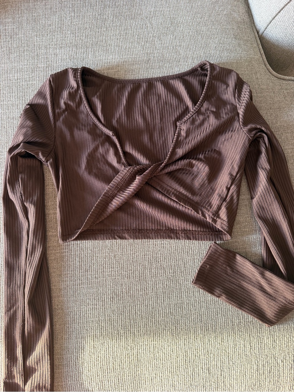 Ribbed Long-Sleeve Twist-Front Crop Top - Brown